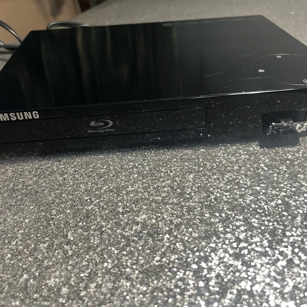 Samsung Blu-ray Player 1080p BD-F5100